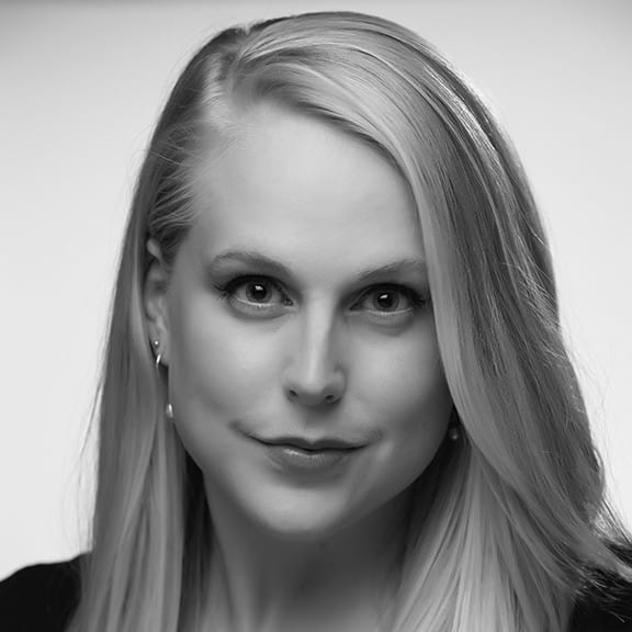 Nora Rose Cronin headshot